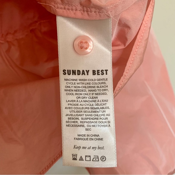 Aritzia Sunday Best Jinx Blouse Guava Pink Size
XXS Feminine Flowy Cropped - Picture 13 of 16